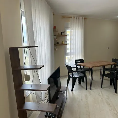 In Qerret Διαμέρισμα